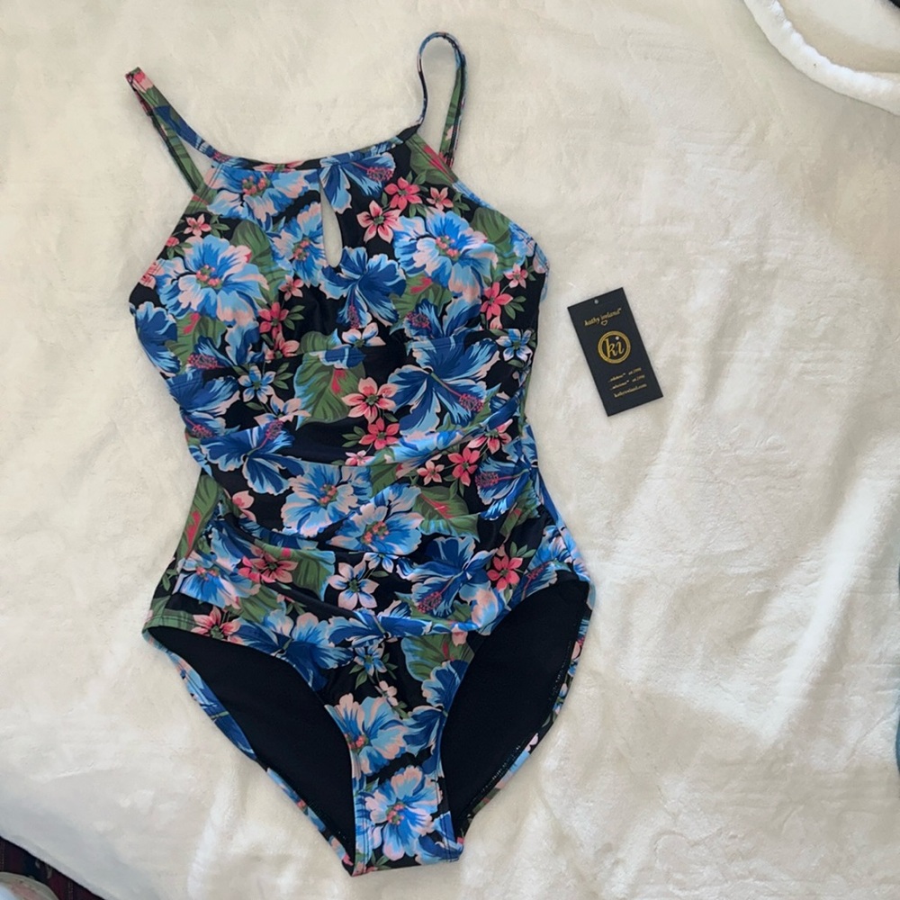 Kathy Ireland Swimsuit
